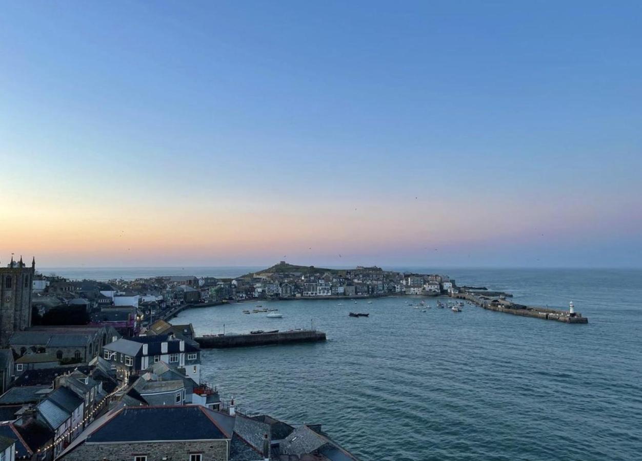 Harbour View House Bed & Breakfast St Ives  Exterior photo